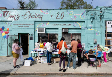 Daily life in Durham, NC, at Cecy's Gallery