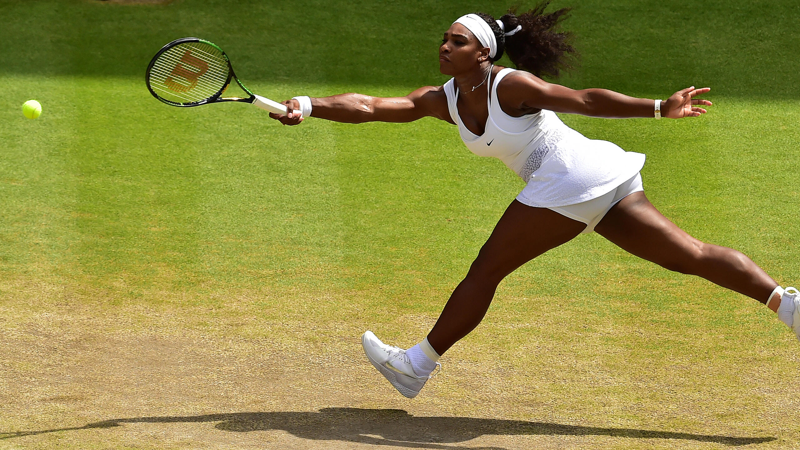 Serena Williams at the 2015 Wimbledon Championships. Photo: Dominic Lipinski/Pool/AFP via Getty Images.