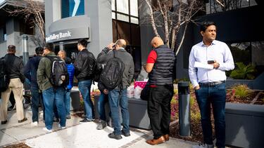 Customers outside the headquarters of the Silicon Valley Bank on March 13.
