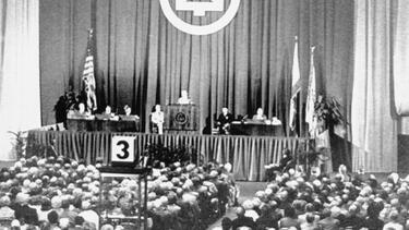 AT&T’s annual shareholder meeting at the Anaheim Convention Center in 1975.